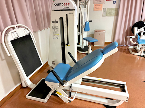 デイ・リハビリセンター_リハビリ器具