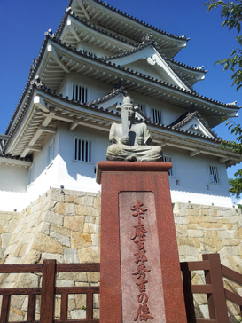 木下藤吉郎の銅像の写真
